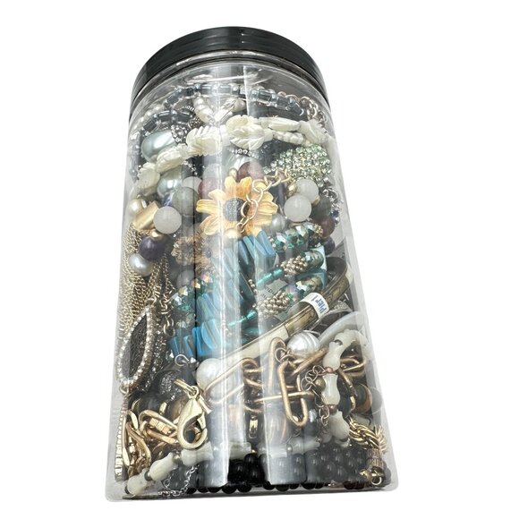 Mystery Jewelry Jar #1033 Wearable Quality Pieces 2lbs Necklace Bracelet Earring - Picture 1 of 4